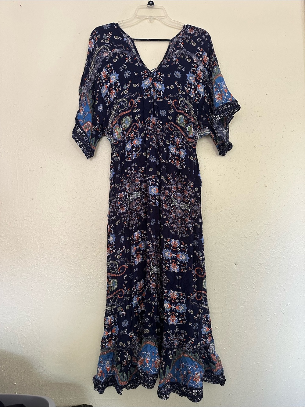 Boho Floral Navy Maxi Dress with V-Neck EUC - Picture 8 of 8